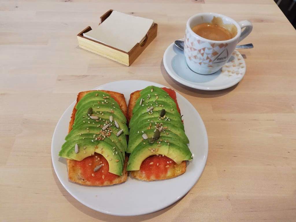 Elías Urban Kitchen